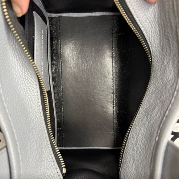 Marc Jacobs Gray Tote Bag - Picture 9 of 11